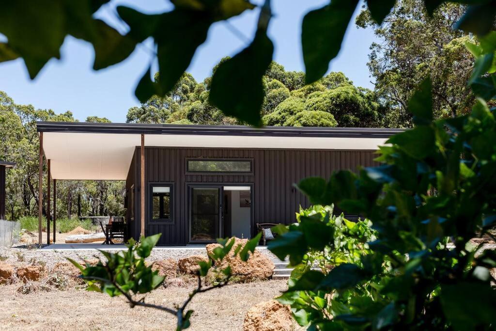 Villa Flame Tree Retreat Margaret River Esterno foto