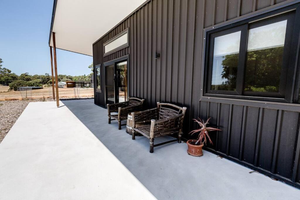 Villa Flame Tree Retreat Margaret River Esterno foto